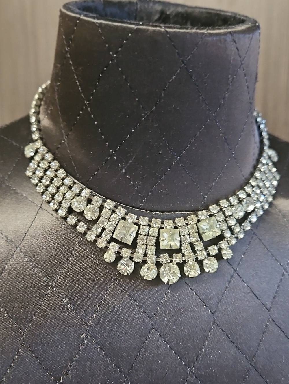 Vintage Silver Tone Crystal Rhinestone Necklace W/ Case Hardy & Hayes Pittsburgh